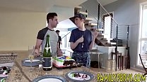 Искушение - Красивый клитор в русском лесбийском порно