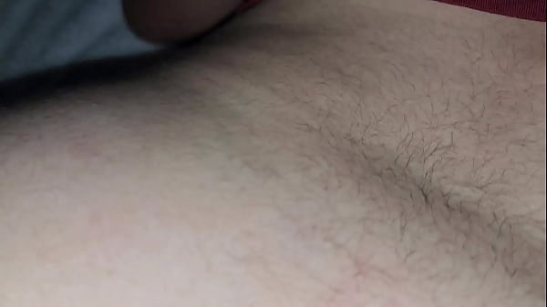 Кремпай на сводную сестру после телевизора: домашнее видео